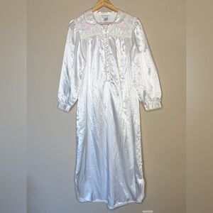 Miss Elaine White Satin Chemise